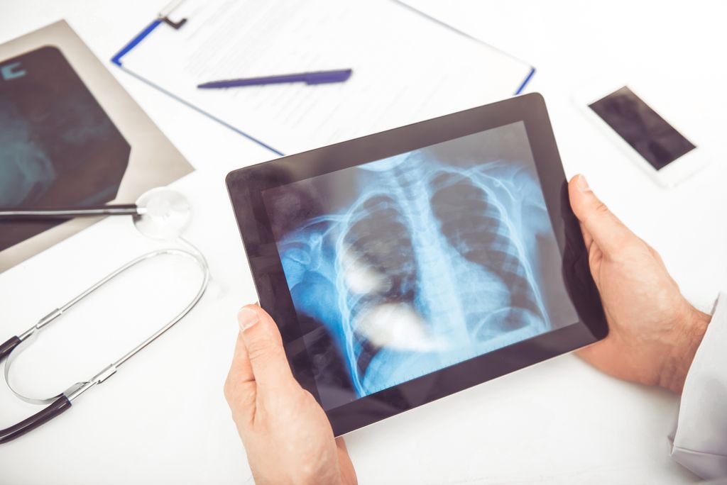 TandemHospital's tweet photo. Tandem's telemedicine capabilities are putting patients face-to-face with specialists in cardiology, infectious disease, neurology and more. Find out how virtual care is improving outcomes through providing accessible quality care: https://t.co/UKg6Lgnny3 https://t.co/SyvBryI3fV