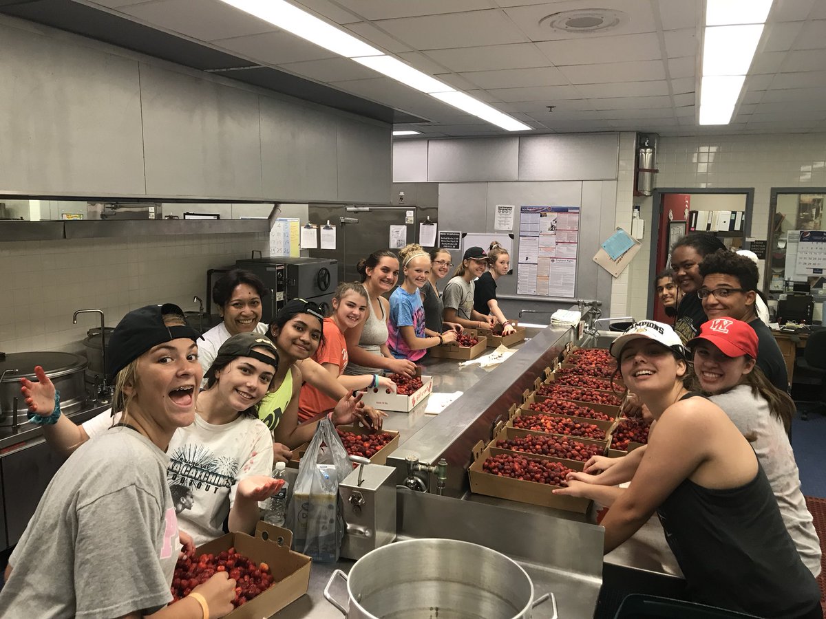 WL_girlsbball's tweet photo. Red Devil Jam will be back in October! Great job to this hardworking group to pick 200lbs of strawberries. You might want to reserve your order with your favorite baller today. They will go fast in October! #RDP #thatjam #Annie’sorchardrocks! #lovethisteam https://t.co/6YUMiVb9jw