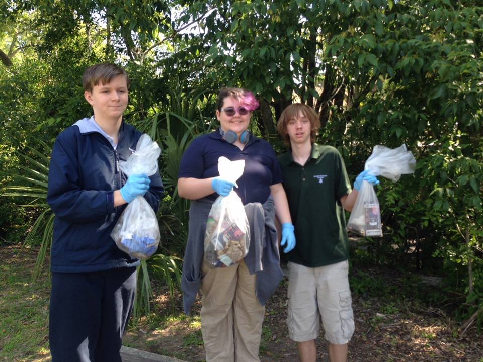 It’s the last day of school! One of the highlights of this year was cleaning up campus & along Little Pottsburgh Creek which runs behind our school. These kids are amazing! #KeepJaxBeautiful #StudentStewards #cleanup #leavenotrash #ilovejax