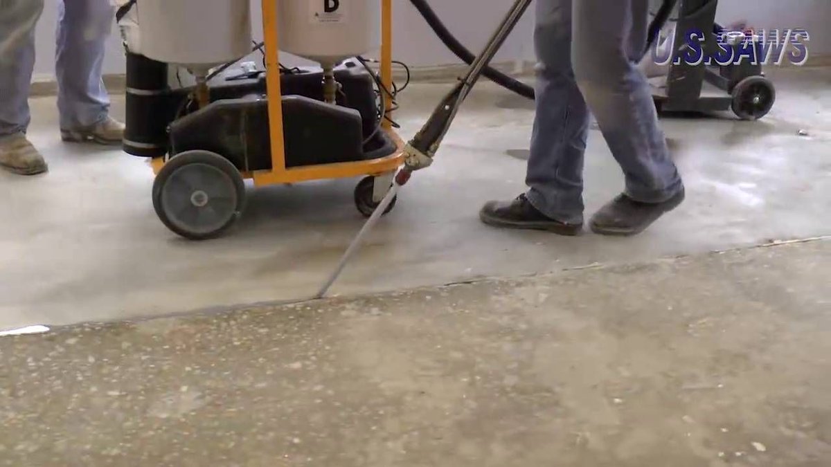 The One Man Polymer Pump by <a href="/USSaws/">U.S.SAWS</a> makes concrete joint filling quick and easy! buff.ly/2s10dqG #concrete