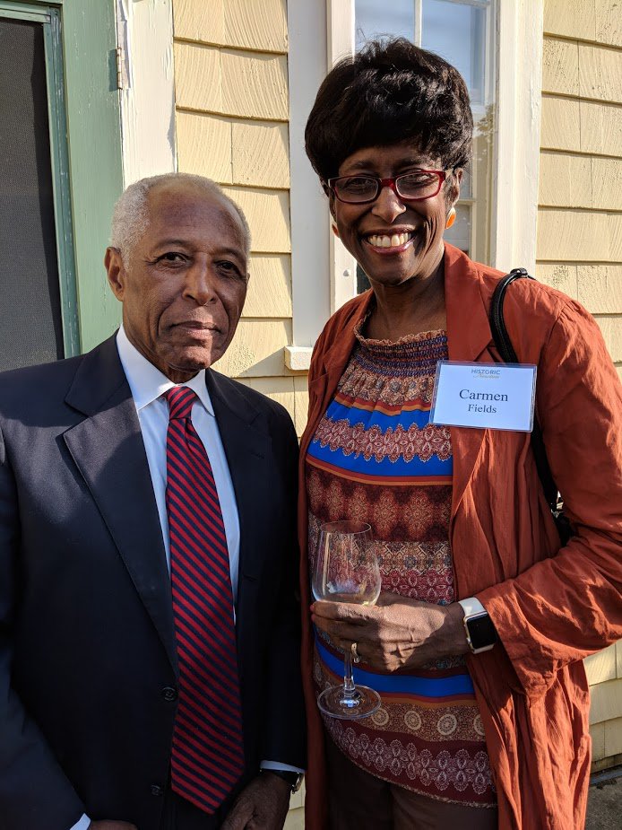 HistoricNewton's tweet photo. A major theme of our interpretation is #AfricanAmerican #History (#JacksonHomestead was on the #UndergroundRR). We recently celebrated with Bernard Fulp the acquisition for our #archives of memorabilia from his long career as a bank executive and community leader. https://t.co/wlpbGXAGJE