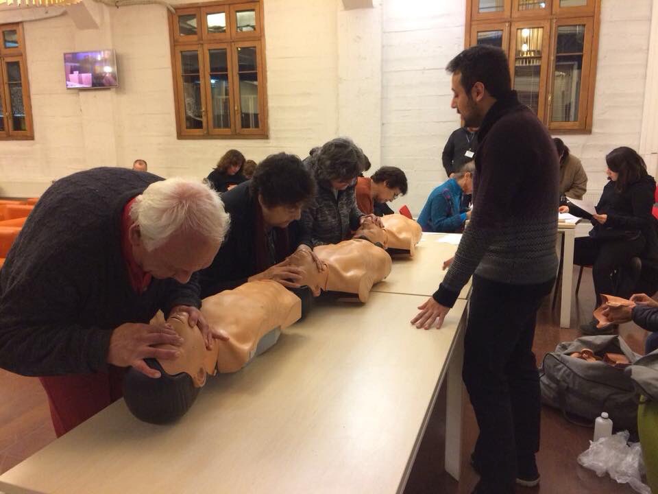 cardiorcpchile's tweet photo. Nos encontramos nuevamente con nuestro querido grupo Cardioamigos!!!!! Con el ánimo y el compromiso de siempre!!!!! 
#cardioprotegidos 🙌🙌🙌 https://t.co/9xH9dAh4rm