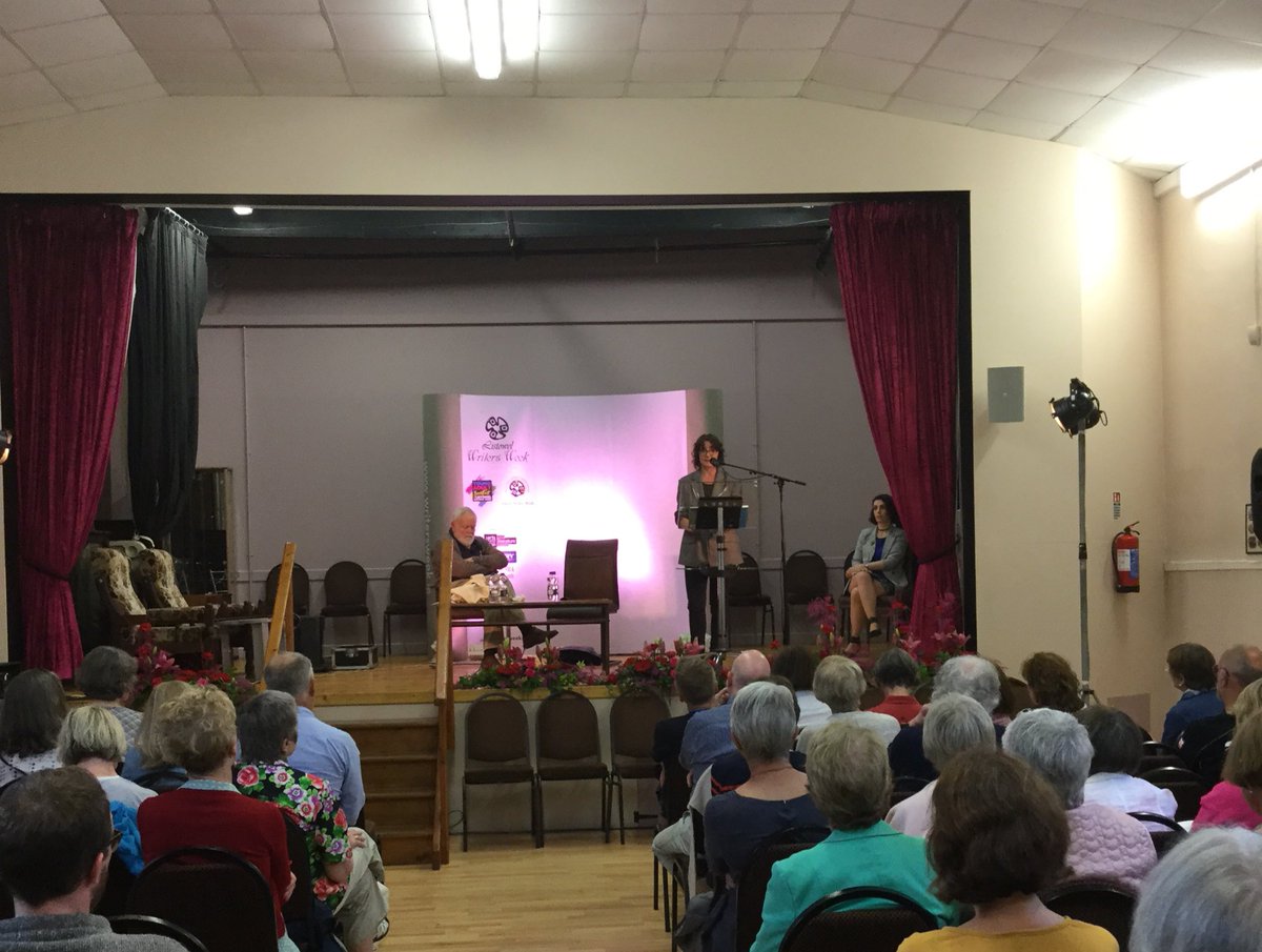 WritersWeek's tweet photo. #Poets #MichaelLongley #ColetteBryce @WritersWeek https://t.co/TnwszAAXPa