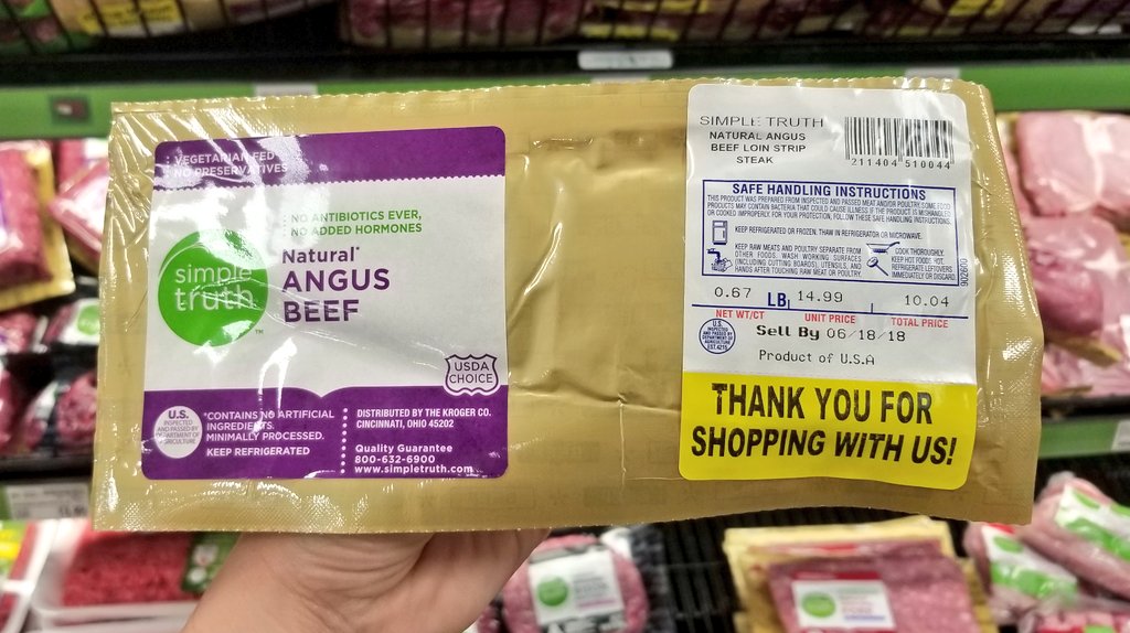 BiondoLia's tweet photo. PSA: just a reminder that your Congress sold you out in 2015 and this "Made in the U.S.A" label doesn't mean sh*t. 

Farm income is in at least its 3rd declining year. @realDonaldTrump, these policies don't help our farmers &amp; ranchers. #BringBackCOOL https://t.co/4NlNZFCnI4
