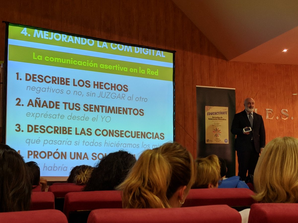 ieslalaboral's tweet photo. El @ieslalaboral ha acogido las Jornadas de Innovación Educativa #educactivate, organizadas por @cifelarioja, donde hemos podido conocer interesantes experiencias educativas. https://t.co/0EYcoNr39F https://t.co/ckB7EW0Z6q