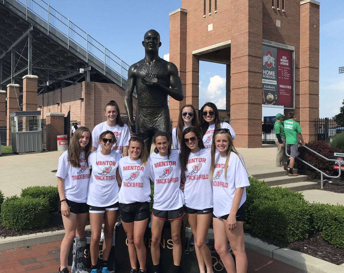LadyCardzTrack's tweet image. @LadyCardzTrack visit with The Great Jesse Owens #FinalStep