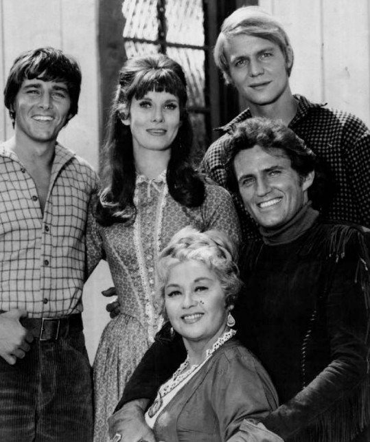 decadesnetwork's tweet photo. Don't miss 'Here Come the Brides' all weekend on the #decadesbinge! https://t.co/8TeBvEJpnU