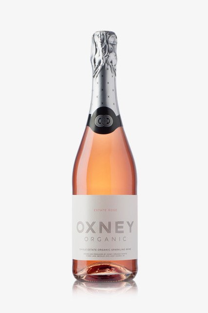 A great mention in May's Vineyard Magazine for our newly launched Oxney Organic Estate Sparkling Rosé. Matthew Jukes described it as “a stunning sparkling rosé….I cannot recommend this wine enough”. Such great praise. Click to read the full article.
vineyardmagazine.co.uk/flipbook/2018/…