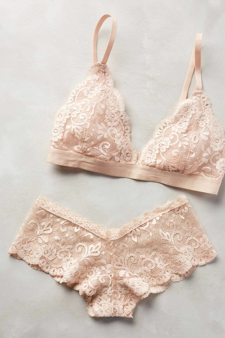 casalfodido's tweet photo. "lingerie bege é broxante" https://t.co/z1NAwt1ouW