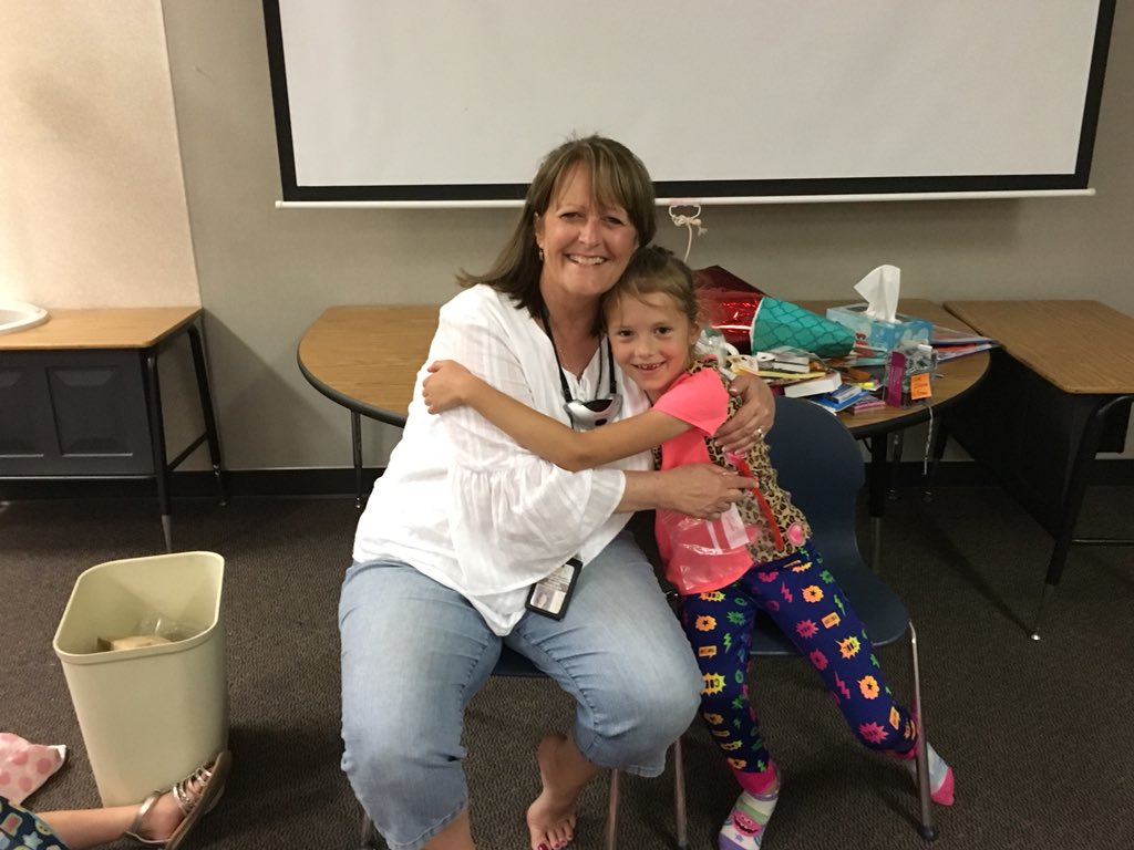 HHps_HHes's tweet photo. You are so loved Mrs. Hartley #❤️ #overalls #look at that great big smile! #❤️ https://t.co/g9lO8NOQxD