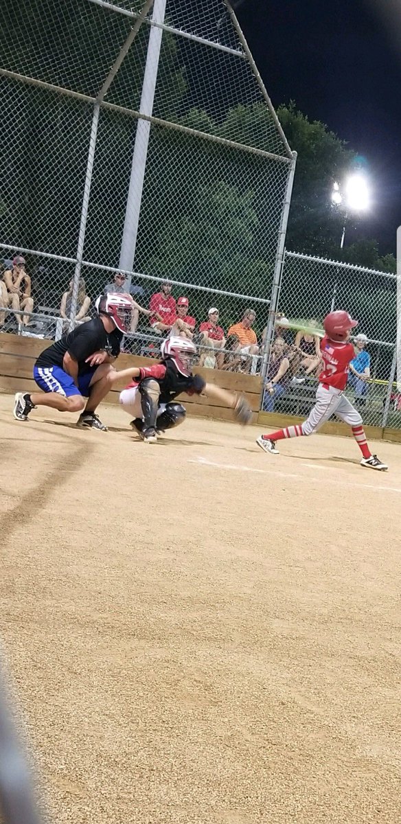 Titans913's tweet photo. We had a GREAT umpire tonight...well at least for the last two innings! #Titans #TitansBaseball #Umpire #TheBest https://t.co/Nx6L8Dvx0O
