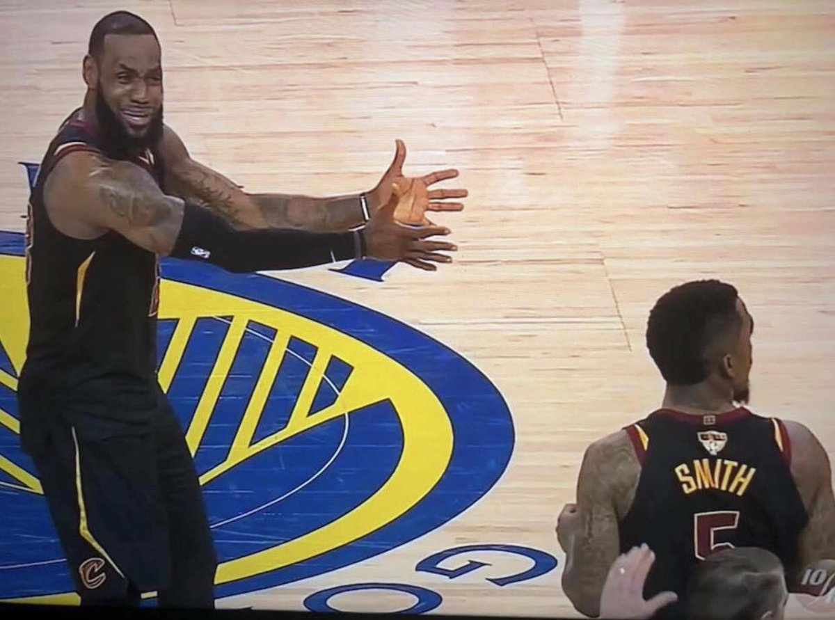 Trustimpretty1's tweet image. You had ONE JOB 😩😭 #GoWarriors 🏀 #JRSmith #Blewit “I though we was up” 😩😭