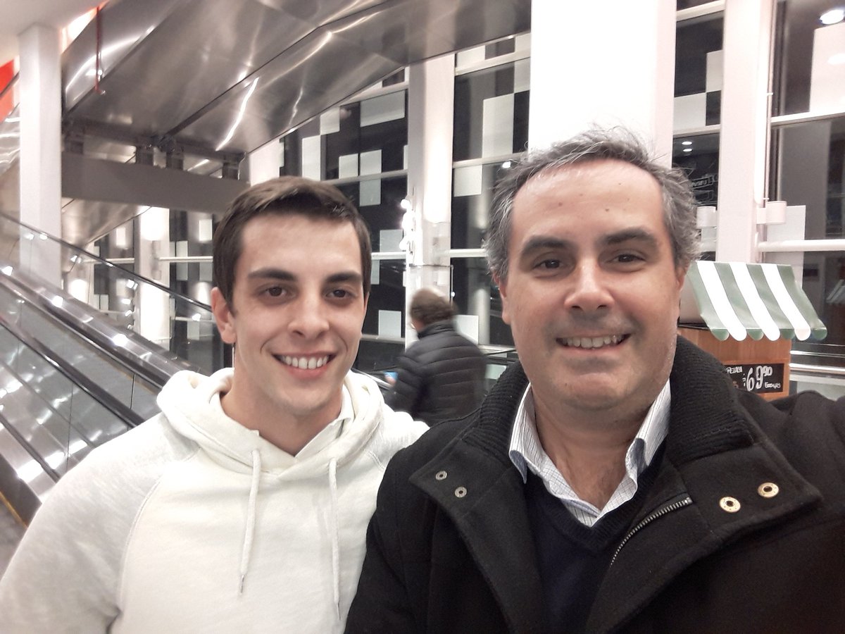 Gracias Santi. T felicito. <a href="/Santi_Urrutia/">Santiago Urrutia</a> y que sigan los éxitos.