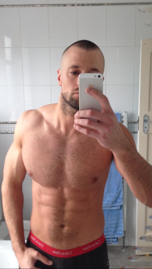 Official_Dusty's tweet photo. Still a long way to go #halfhappy https://t.co/wxrQocUEA6