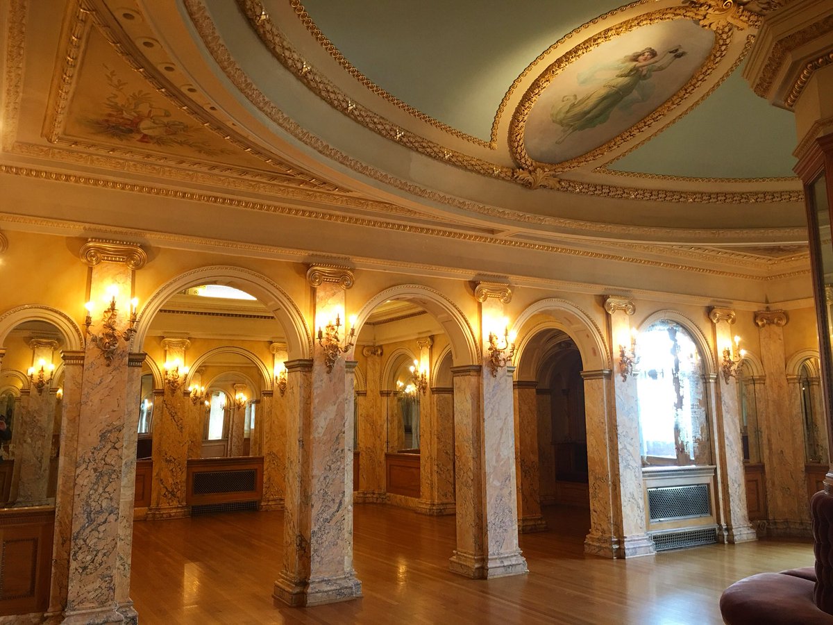 tomkellyolympic's tweet image. Talking Olympics tonight at closing of Western Pathways Conference with gold medalist  @HK_Ski and Olympic Legacy chief Colin Hilton at historic McCune Mansion. #conferences #olympic #Pathways18 @W_Pathways