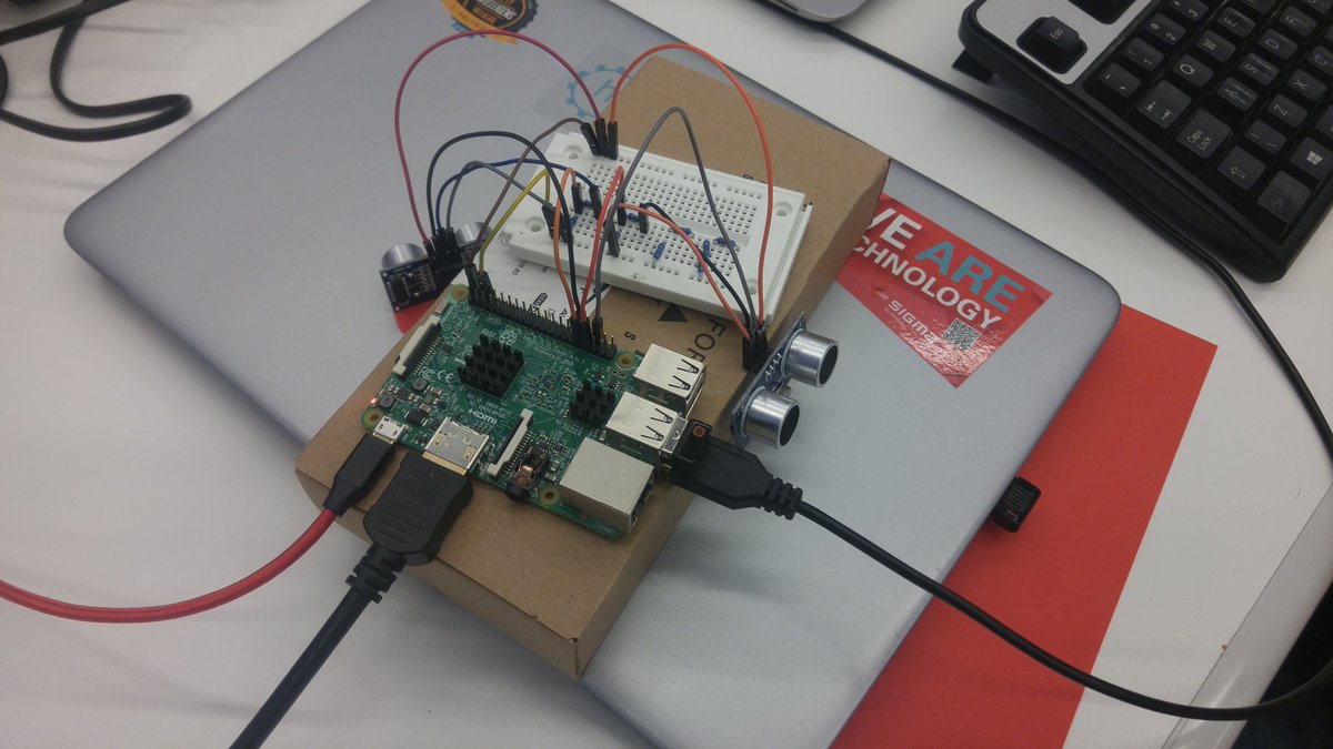 AkosMakovics's tweet photo. Testing two sensort.
#hackethon24 https://t.co/Shpq0Tk5R2