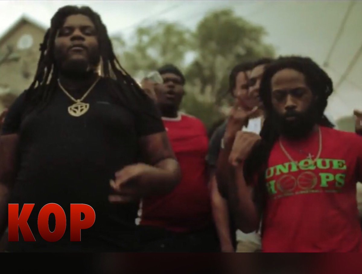 UniqueHoops's tweet image. When @CDVisuals first told me he wanted to start directing music videos, I was like are you sure you want to go in that direction and if so I’ll support you no matter what.  Now he’s out here doing his thing with the cameras.  Believe in yourself and always KOP. #uniquehoops