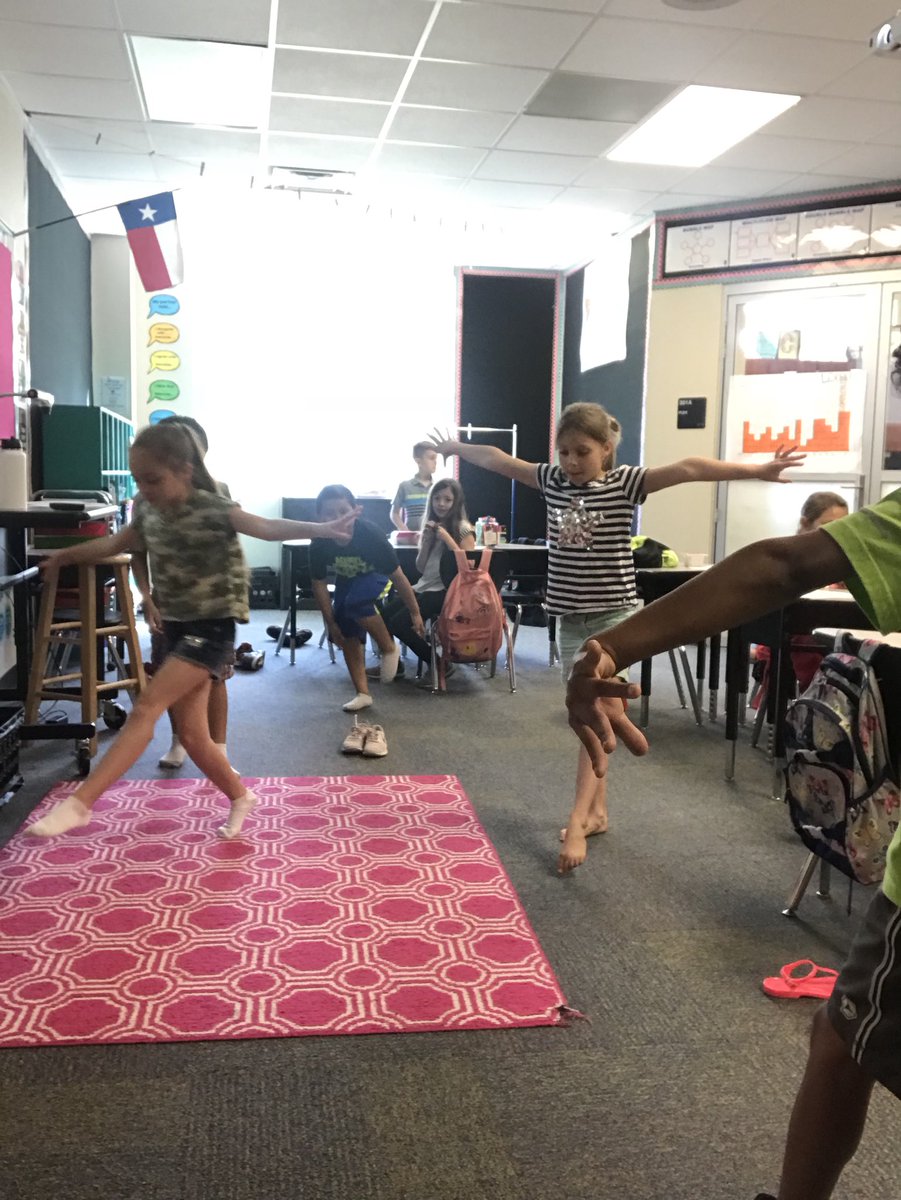 KCteaching's tweet image. #teachtheclass