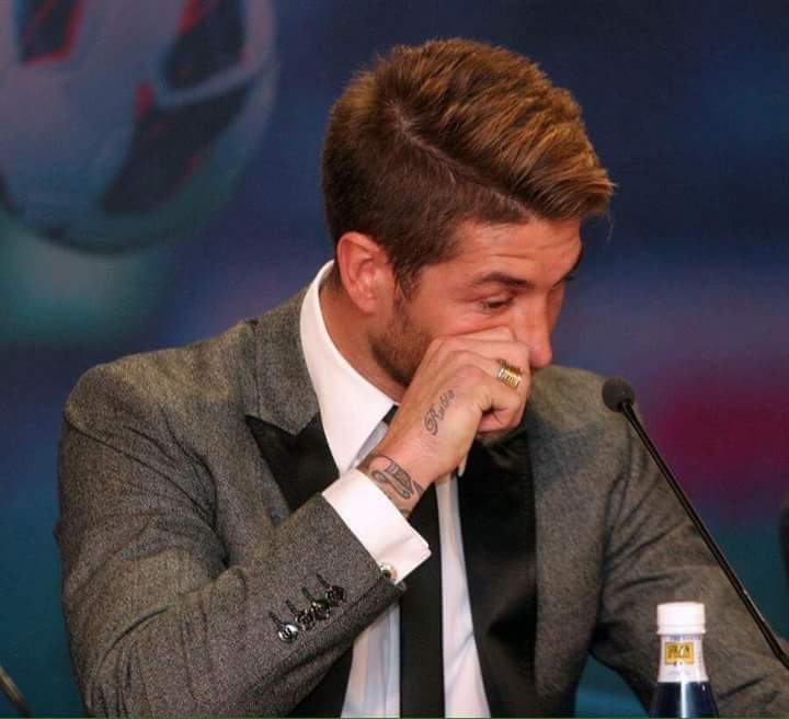 hindom21's tweet photo. بكاء سيرجيو راموس بعد علمه بأن تم منعه من دخول مصر ومنعه من اللعب لاي نادي مصري طول حياته https://t.co/H3esym0gEF