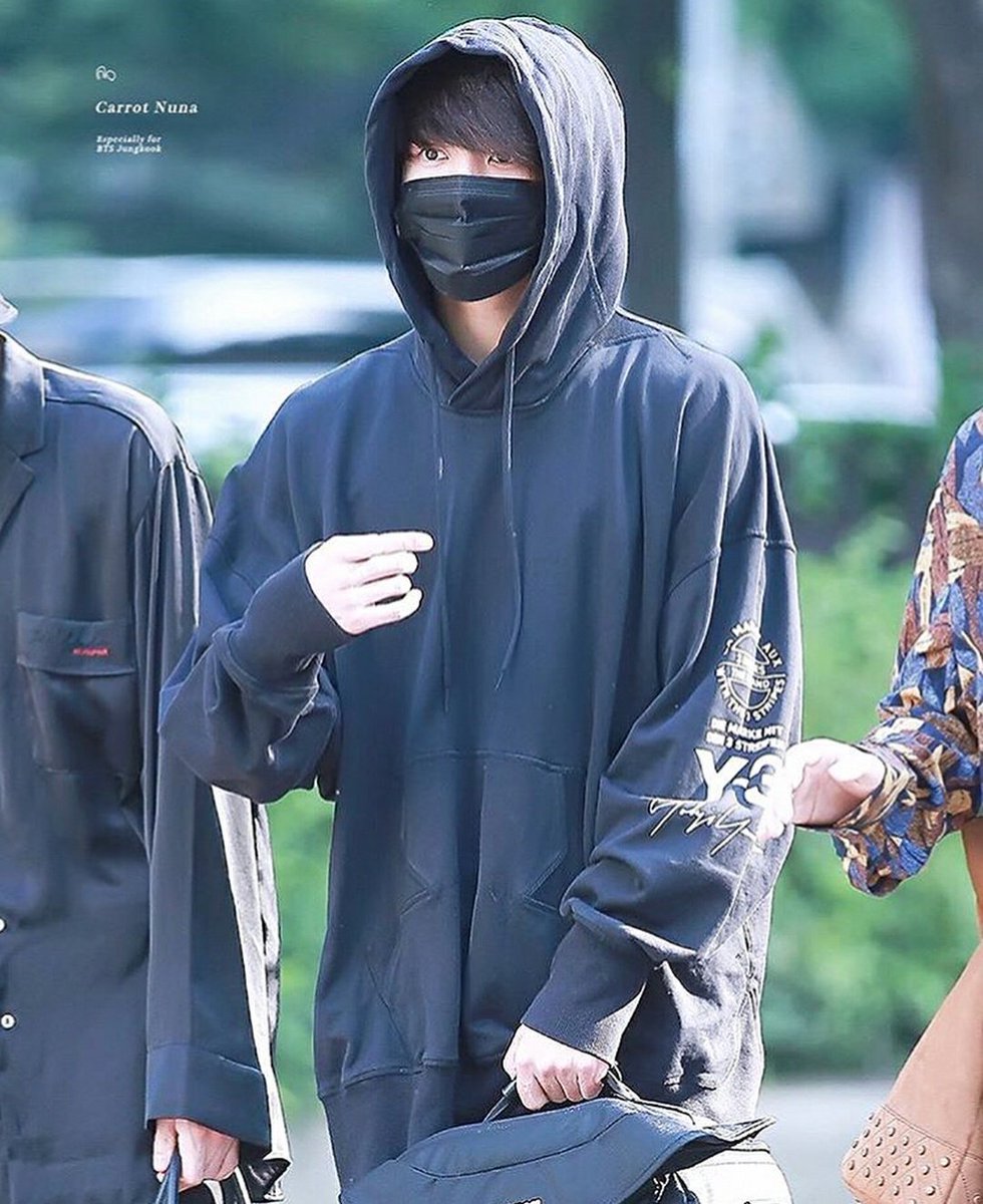 bykrarg's tweet photo. pasaron los años y Jungkook va a seguir siendo un bebé, ahh mí bebé tan adorable como siempre, no sabe cuánto lo amo ♡

@BTS_twt #PremiosMTVMiaw #MTVLAKPOPBTS #MTVLAFANARMYBTS https://t.co/tqWR8eGltS