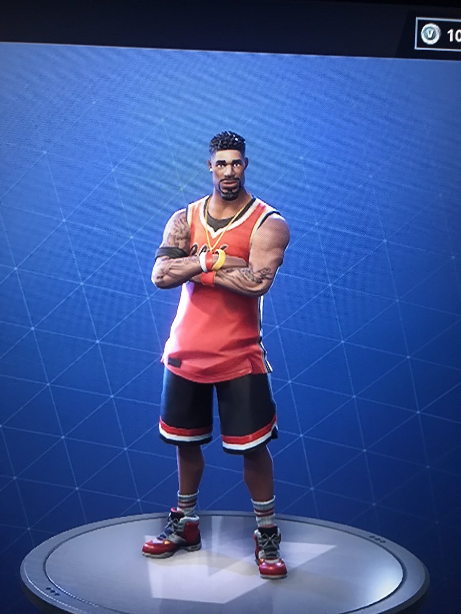 QueblyBruiser's tweet photo. #skitit LeBron James in fortnite!!! ๐๐๐๐ https://t.co/7r901SSUp2