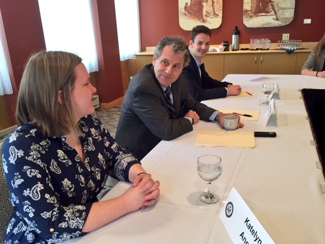 SenSherrodBrown's tweet photo. Thanks to students in CLE today who joined us to discuss gun violence prevention. We can’t say we're doing what it takes to keep Americans safe until we're finally willing to pass commonsense laws to protect Ohioans from gun violence. We will not give up on making America safer. https://t.co/8DbsxrlwqF