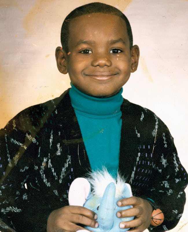 Balldontlie's tweet photo. The last time he wasn't in the NBA Finals, LeBron James looked like this (probably). https://t.co/uXojMub6pX