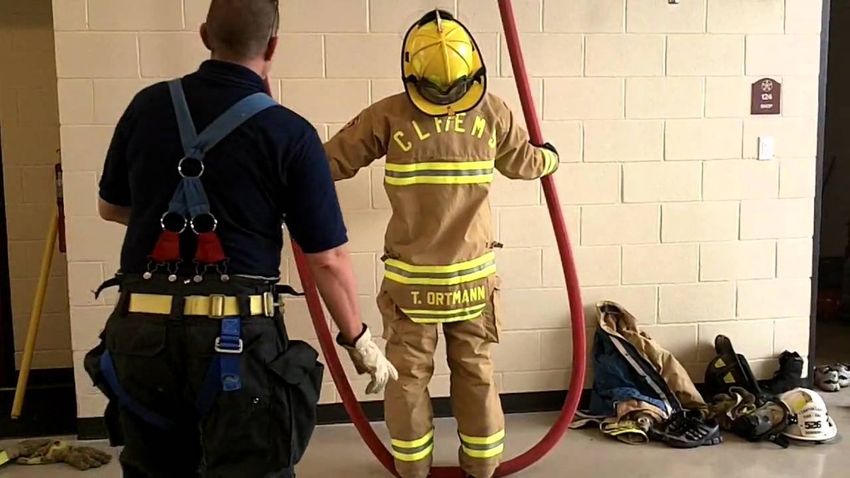 FireRescue1's tweet image. Should firefighters be required to regularly recertify that they can perform basic skills? buff.ly/2KvZ3LA