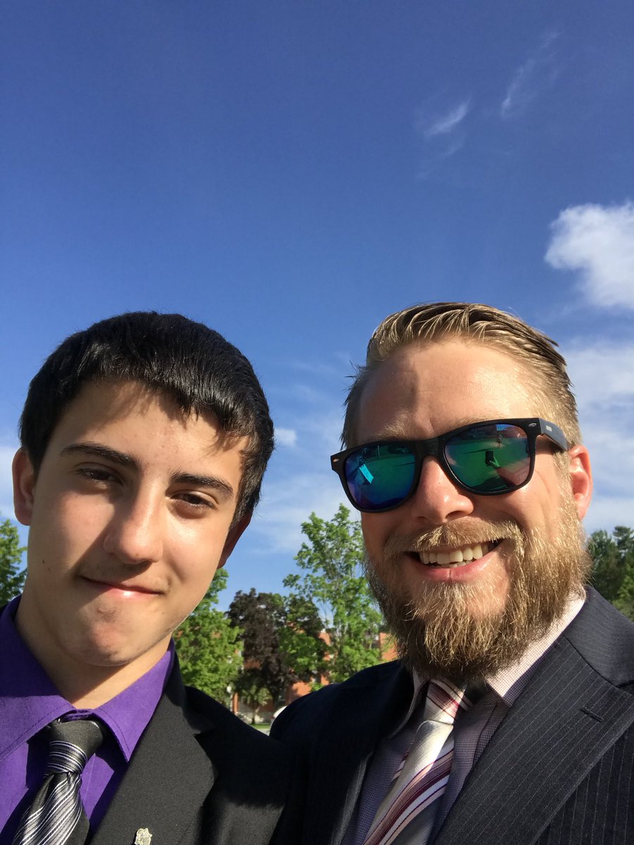 Cferhrhs's tweet photo. CFER Heritage cleans up very well. Looking good everyone. Bonus points for anyone who can figure out why Mr. Cook’s hand is like that. 😂 #reseaucfer #cferpic #olympiadesreussitejeunesse #OlympRJ #olympiadRJ https://t.co/VqqHEzsvZy