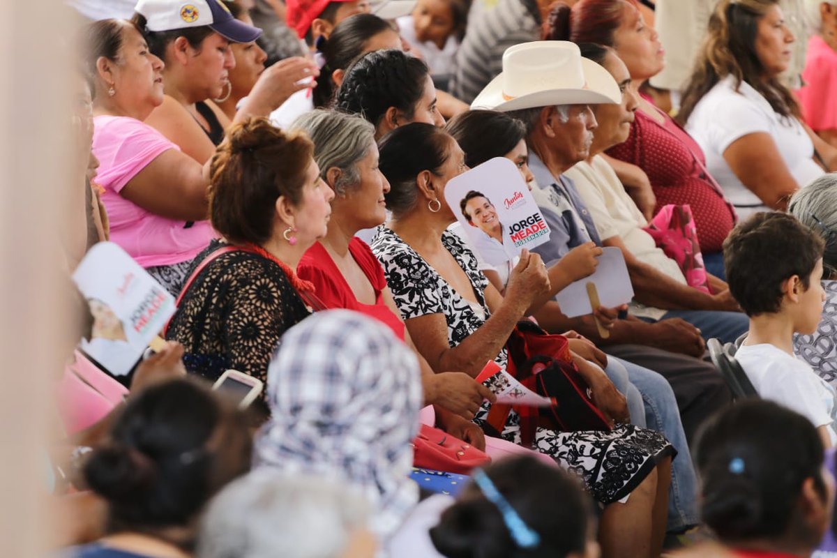 Jorge_Meade's tweet photo. Es aquí en esta plaza pública de #CoatlánDelRío, donde hoy firmo compromisos por este municipio, a la luz de la gente, donde todas y todos nos ven y nos escuchan. Sé de las necesidades de #Morelos, y vamos a solucionarlas. #JorgeGobernador https://t.co/NQnHd7QH1n