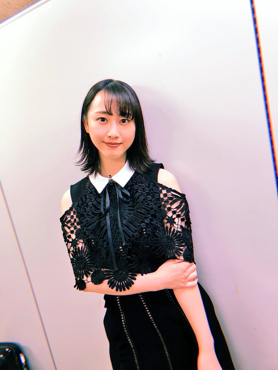 松井玲奈 On Twitter 本日 21 30 Nhk Eテレ ららら クラシック 30分オペラまるわかり ドン カルロ 高橋克典さんの番組にお邪魔しました 可愛いべべ着せてもらいました
