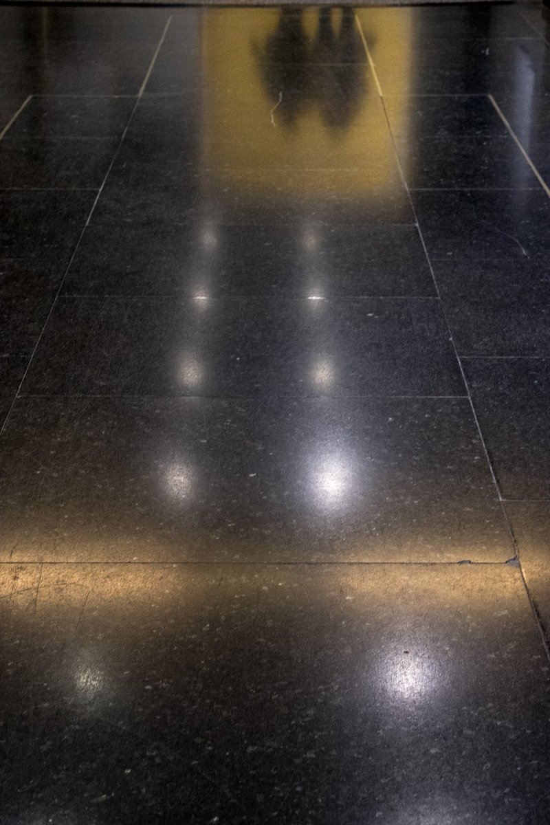 camera_alan's tweet image. #street #Streetphotography #Streetphoto #Color #Colour #photo #pics #photography #fotografia #Colorphotography #Reflections #closeencounters #scifi #Alien #fujiusa #fuji #XT1 #desmoines #dsmusa #iowa 
Close Encounters
cameraexpressions.com