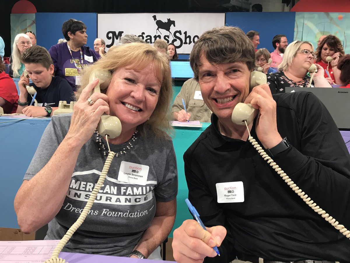 PBSWI's tweet photo. Thank you to our volunteers from @amfam who have a long history with #WPTAuction https://t.co/AZBJzpL53D