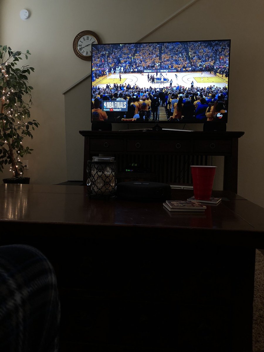 historic_posts's tweet photo. The 2018 NBA Finals Are Here. It’s the Cavs and the Warriors for the 4th Straight Year. 😔

Prediction: Warriors in a Sweep. MVP to Steph. 

-I thought about this for about 2 seconds, I don’t even care anymore... https://t.co/BVXn81pe8H