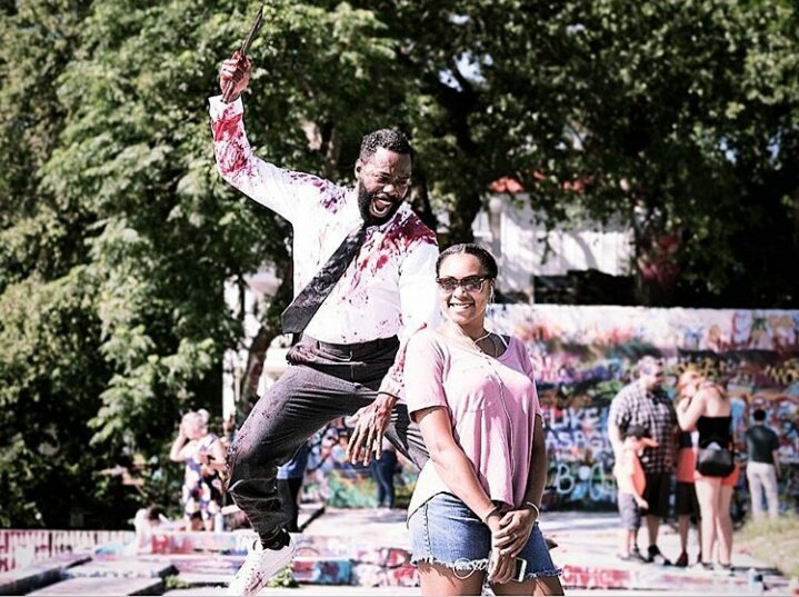 ArgentinaDead's tweet image. These photos should be part of a large mural of an art gallery in a museum.
#FearTWD #VictorStrand 

📷: Photos via @colmandomingo IG.