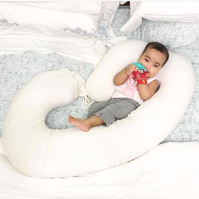 darlyngandco's tweet photo. Just chillinโ with her Yummy Mitt and Snug-a-Hug Pillow ๐๐ป #yummymitt #bedtime #boxer #teething #teethingbaby #teethingmitt #teether #bestteether #teethingsucks #teethingmitten #darlyngbaby #babygirl #pink #parenting #babymusthave #babybrand #favetoy https://t.co/791ZvVAoXS