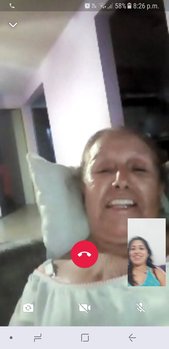 YessiAldama's tweet photo. jaaaaaj toda una crack mi mama 😂😂😂 #VideoLlama @mari45rdz https://t.co/ejlPWmsg4O