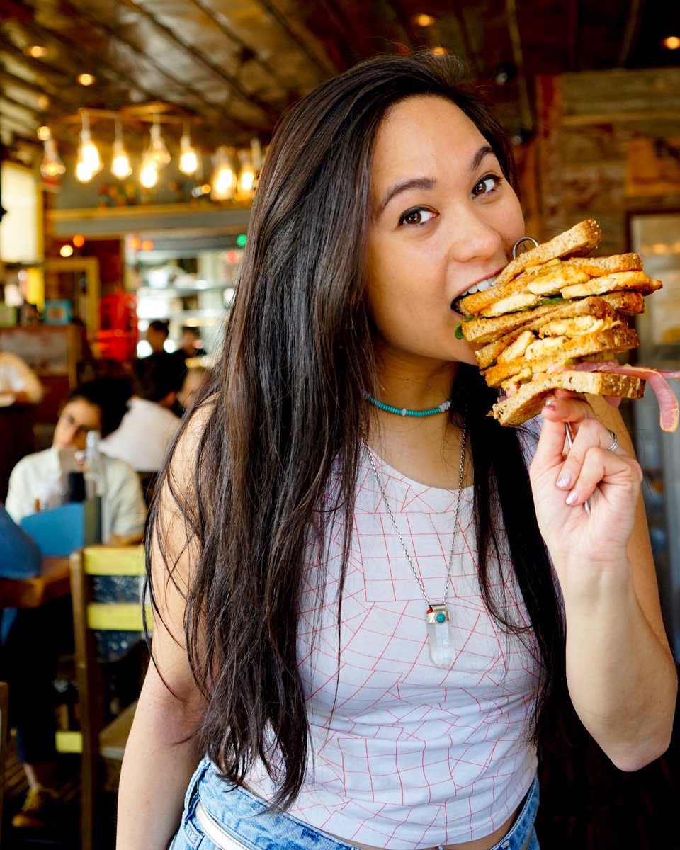 #ExtraordinaryHair #contest <a href="/LOrealParisUSA/">L'Oréal Paris USA</a> <a href="/influenster/">Influenster</a> bit.ly/2w7RecO bit.ly/2rcl5vD