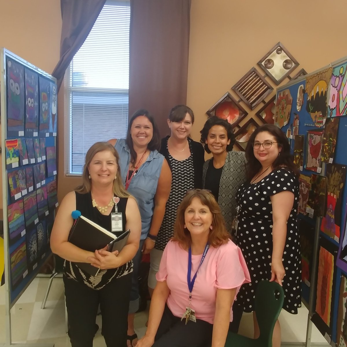 OHTArts's tweet photo. Art Extravaganza 2018 β€ these ladies! @NISD_FineArts @NISDOHT #OHTInspired #NISDinspired #nisdteachers https://t.co/9ZmCN0cxHS