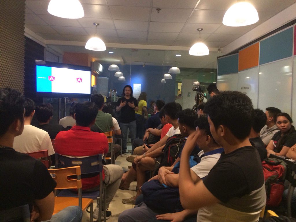 xiankaylle's tweet photo. Even I am not feeling well the sharing must go on! My topic is βGetting Started with Angularβ #DOmeetup @angular https://t.co/o3mT6jIJi1