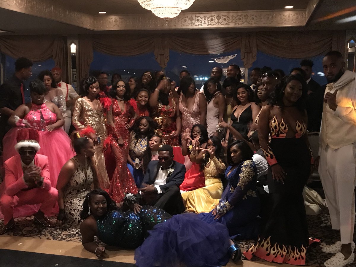 AlwaysRepUPREP's tweet photo. @AlwaysRepUPREP Prom is a night to remember!  Drama free clean fun, we are finishing strong💪🏾 Special thanks to all the staff that came out to support our students!! @PPSnews https://t.co/t4ppwWPT5Z