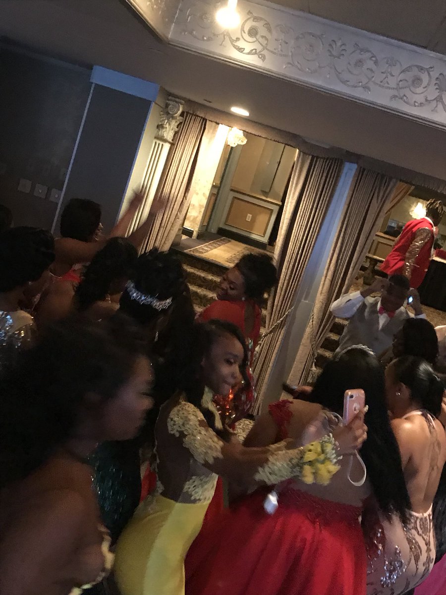 AlwaysRepUPREP's tweet photo. @AlwaysRepUPREP Prom is a night to remember!  Drama free clean fun, we are finishing strong💪🏾 Special thanks to all the staff that came out to support our students!! @PPSnews https://t.co/t4ppwWPT5Z