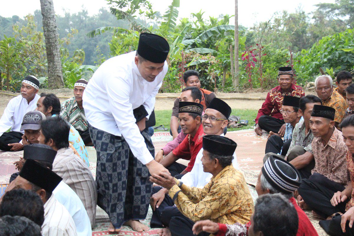 Buka Bersama Ramadhan bersama warga dusun Tumulus Desa Kaloran Kec.Selogiri (23/5) #SesarenganMbangunWonogiri
