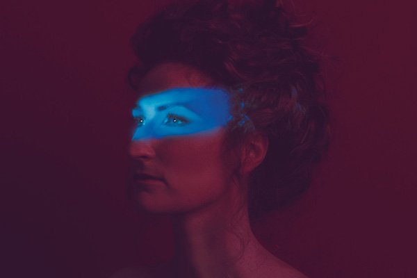 Premiere: watch the new video clip from Tasmanian indie-pop songwriter <a href="/Emma_Anglesey/">Emma Anglesey</a> 'Swells My Heart'. <a href="/onthemapPR/">Emily Cheung</a> #NewMusic  - scenestr.com.au/music/premiere…