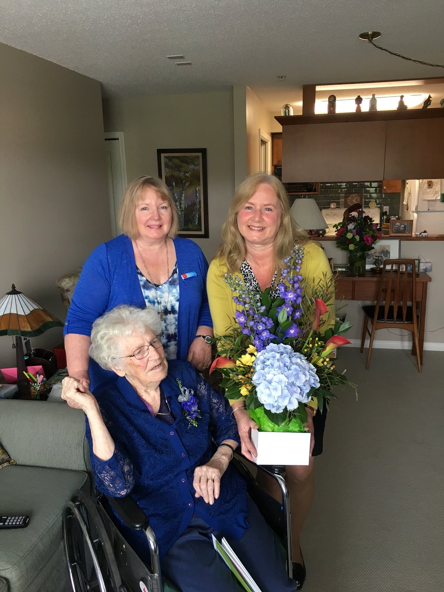 Happy 100th Birthday Elsie from@all your friends and coworkers at BMO walnut Grove!!!🎂