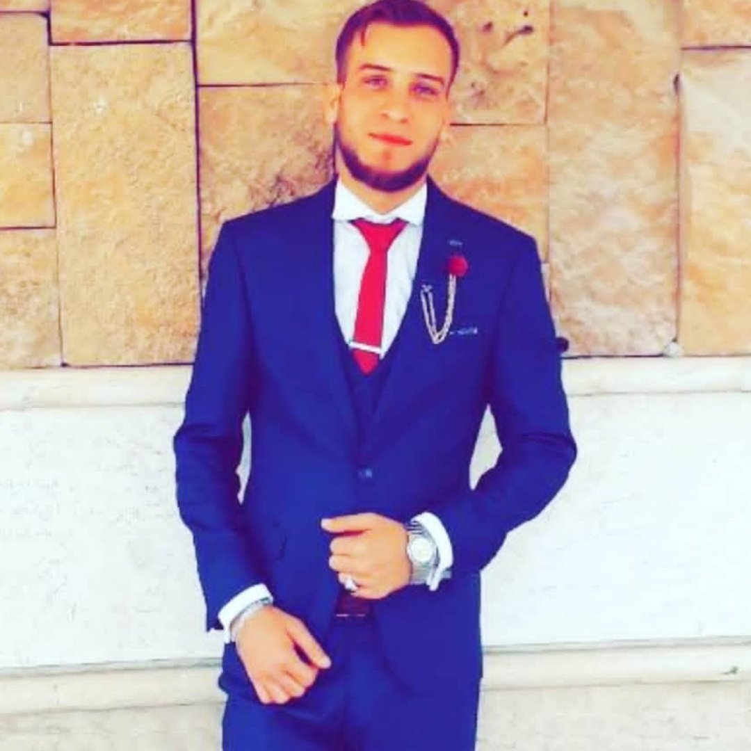 bareq199's tweet photo. @MeIraqna  خلو صباح الخير شباب https://t.co/9wpSpwaQFA