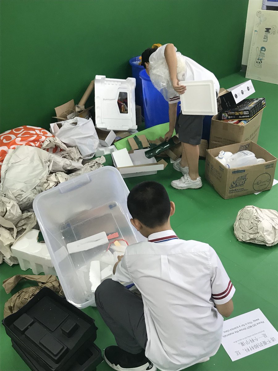 mrs_brogers's tweet photo. Grade 6 students are using creative thinking skills to demonstrate their knowledge of thermal energy transfers to create a medicine carrier that can be used to transport medicine to countries who don’t have access to electricity! #GoISNS #ISNScience https://t.co/KI1BGbcmZ0