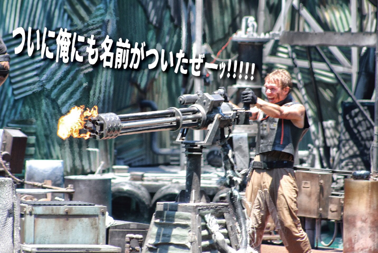 USJワールドプレミア2001ノベルティ クリスタルペーパーウエイト 非売品 USJワールドプレミア2001ノベルティ クリスタルペーパーウエイト
