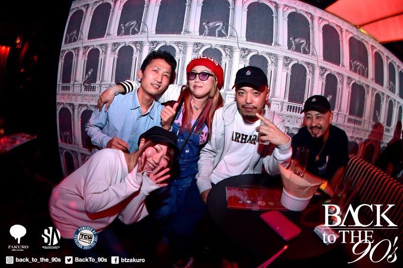 BackTo_90s's tweet image. 今夜22時開催 🔜 @ZAKURO
BACK TO THE 90's HIP HOP🎧
 
古き良き時代のど渋なサウンドに酔いしれよう🎧

 #bt90 #zakuro