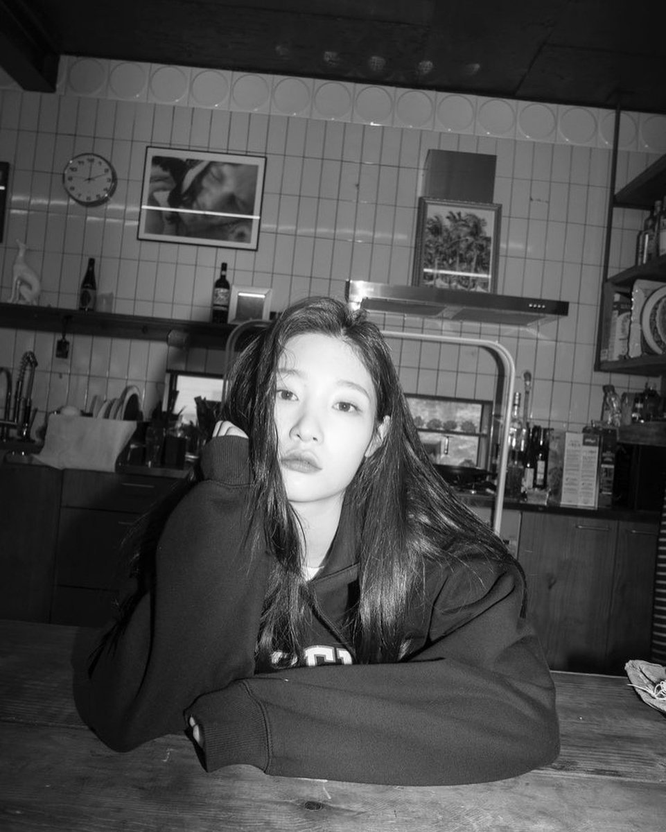 jchaeyeonglobal's tweet photo. [PHOTO] 180601 #Chaeyeon's Instagram Update

#DIA #다이아 #정채연 #채연 https://t.co/RBrGpSzUo5